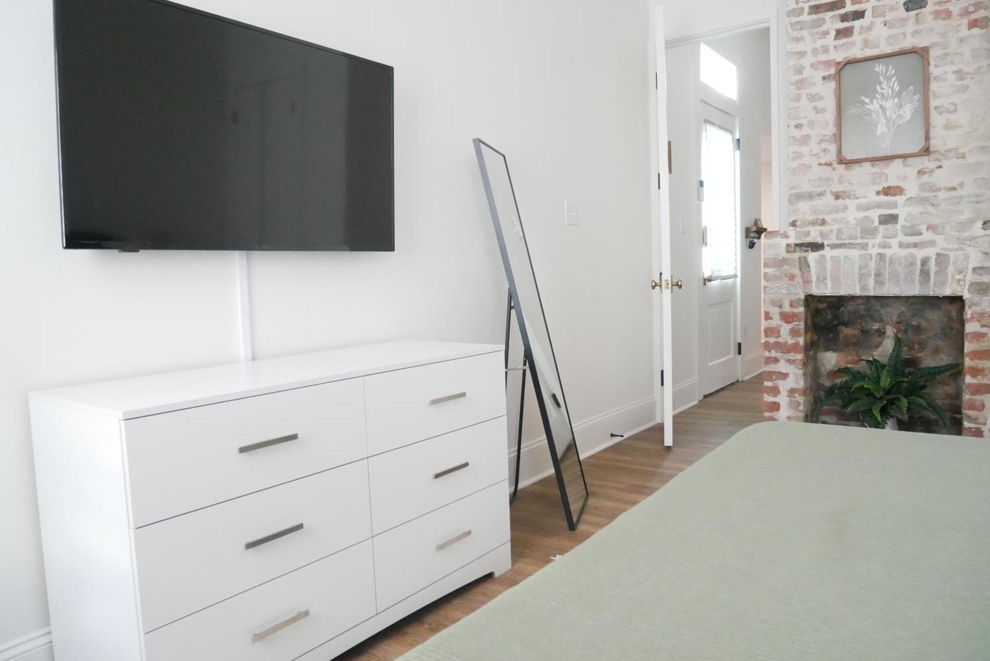 Entire Spacious Vacation Home - Close To All City Attractions ニューオーリンズ エクステリア 写真